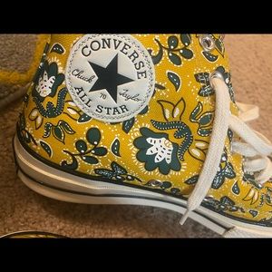 Women’s Converse Shoes